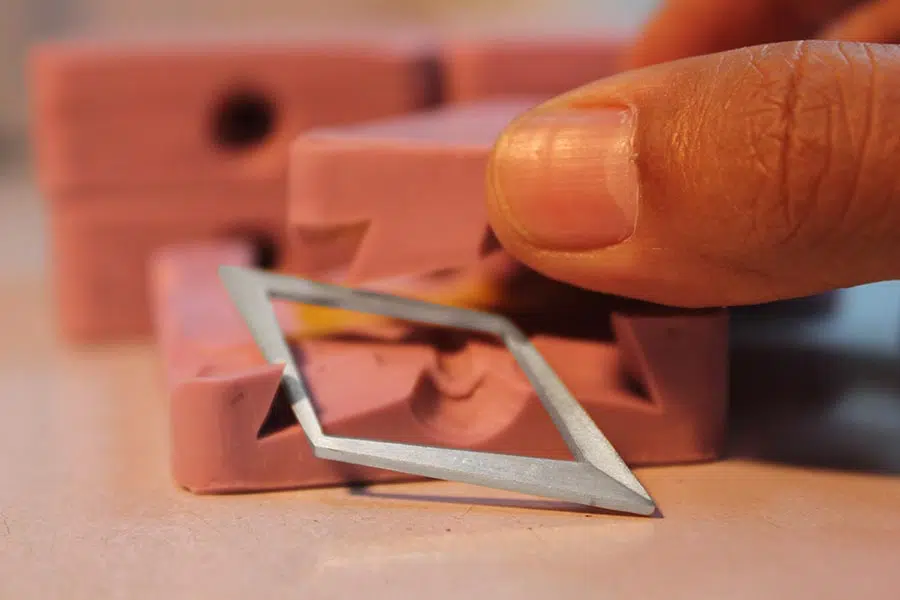 Rubber mold creation for jewelry mass production casting