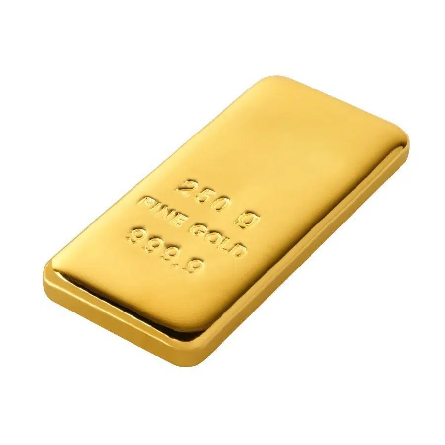 Gold jewelry manufacturing process at Maneekan Siam